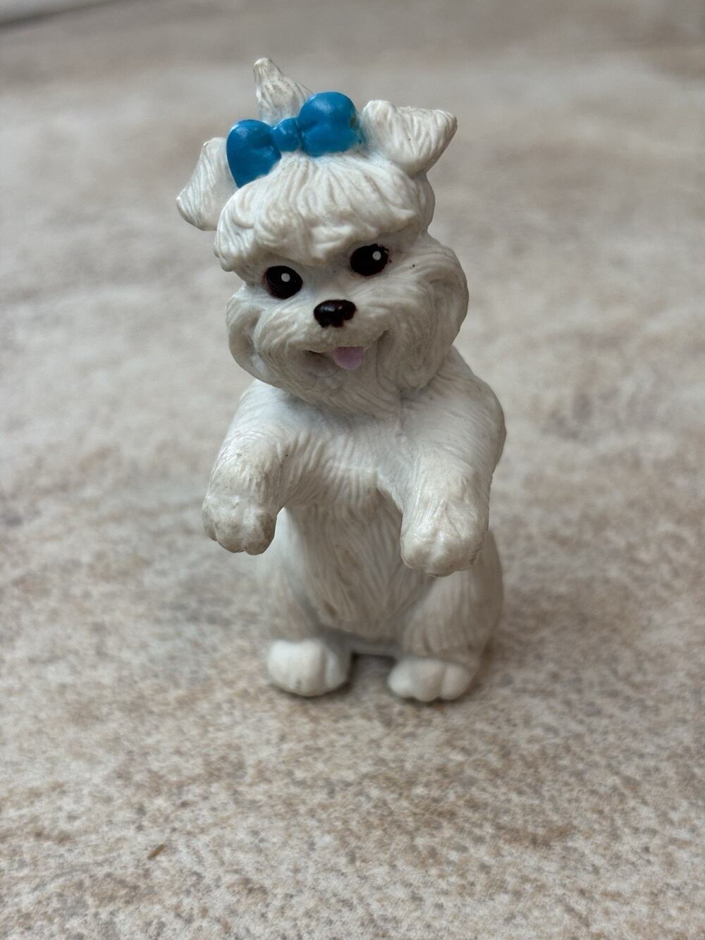 1991 Barbie Courtney Skipper Dog Pet Pals Animal White Puppy w Blue bow